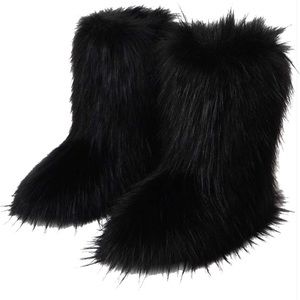 Gegefur Women's Faux fur Boot, size 10